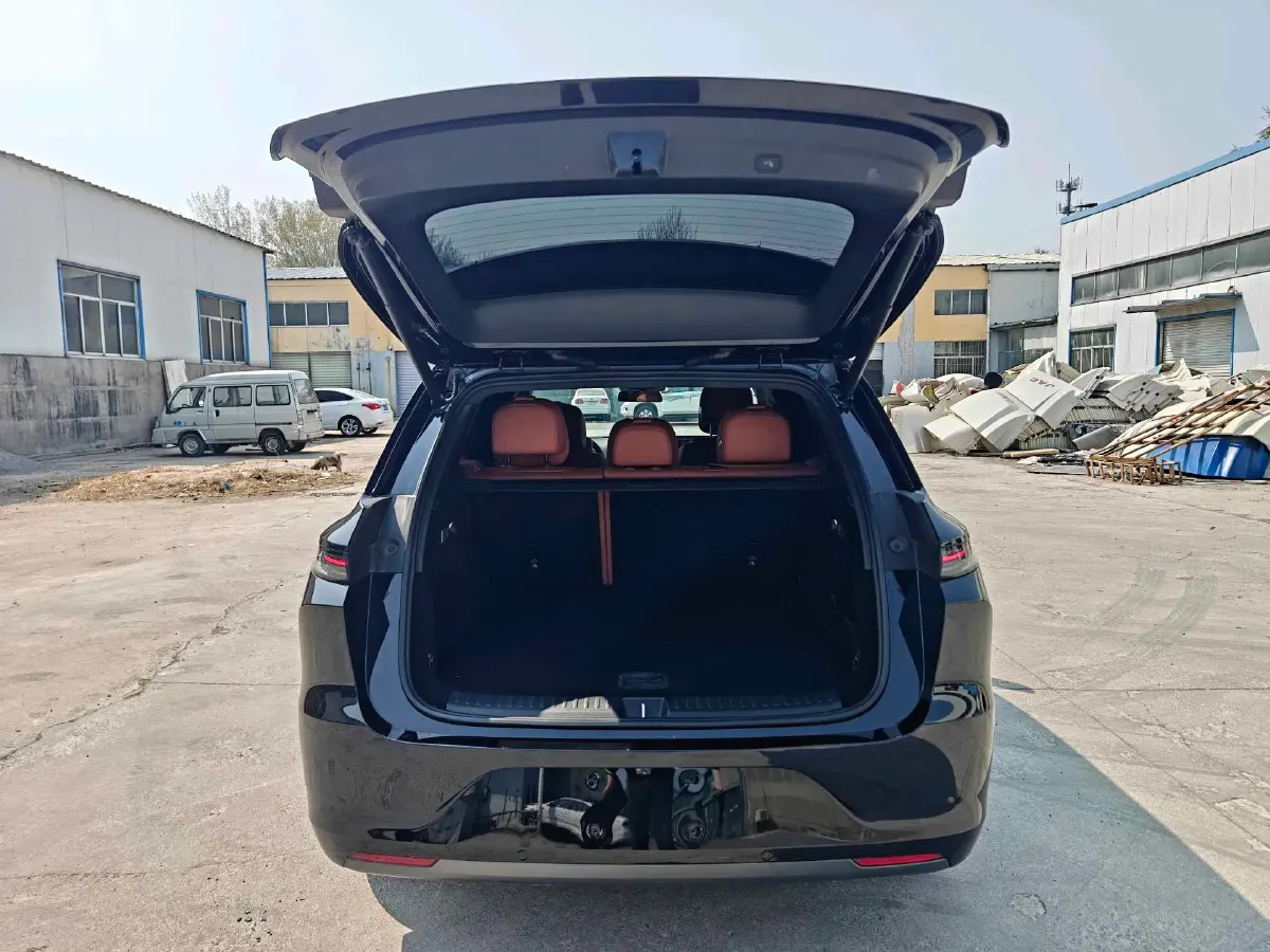 2024 Li L6 Range Extended 154HP L4 REEV 36.8KWH,autocango,china used car exporter,china ev exporter,chinese used car exporter,chinese used ev exporter