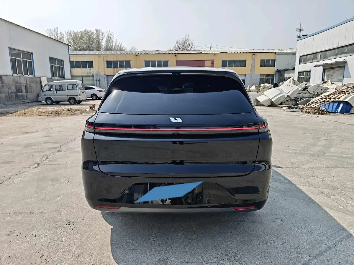 2024 Li L6 Range Extended 154HP L4 REEV 36.8KWH,autocango,china used car exporter,china ev exporter,chinese used car exporter,chinese used ev exporter