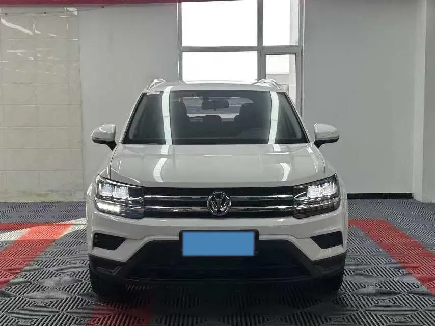 2019 Jeep Compass 1.4T 165HP L4 7DCT,autocango,china used car exporter,china ev exporter,chinese used car exporter,chinese used ev exporter