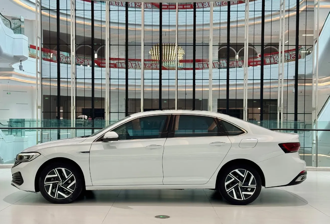 2023 Volkswagen Sagitar 1.2T 116HP L4 7DCT,autocango,china used car exporter,china ev exporter,chinese used car exporter,chinese used ev exporter