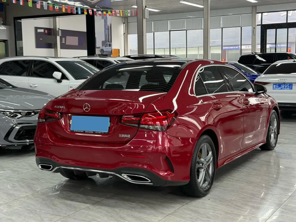 2022 Mercedes-Benz A Class 1.3T 136HP L4 7DCT,autocango,china used car exporter,china ev exporter,chinese used car exporter,chinese used ev exporter