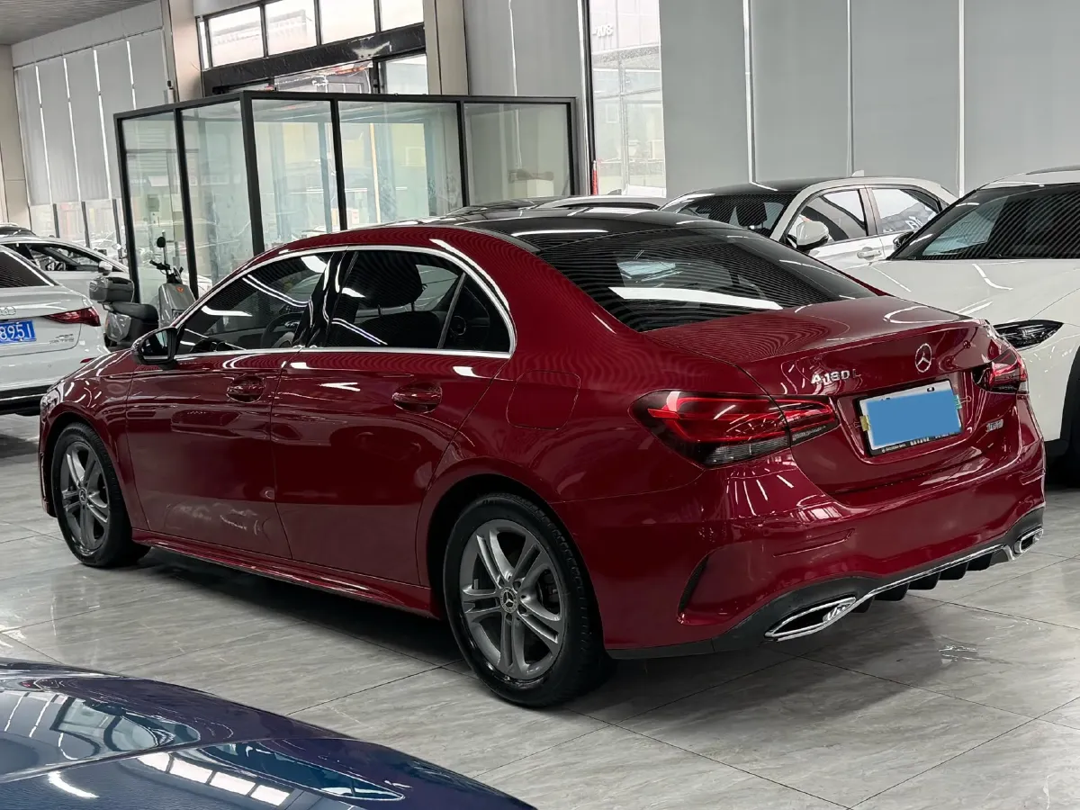 2022 Mercedes-Benz A Class 1.3T 136HP L4 7DCT,autocango,china used car exporter,china ev exporter,chinese used car exporter,chinese used ev exporter