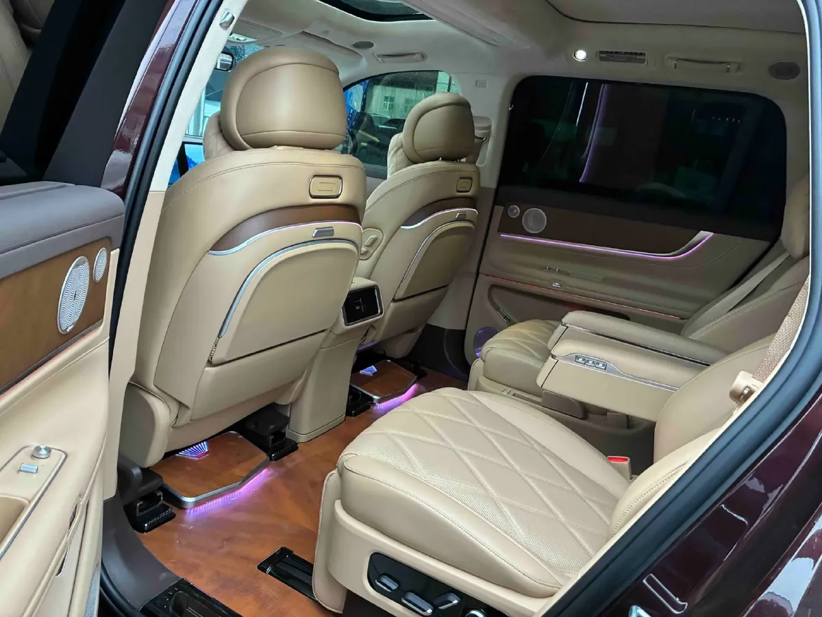 2025 AITO AITO M9 REEV 160HP REEV 52KWH,autocango,china used car exporter,china ev exporter,chinese used car exporter,chinese used ev exporter