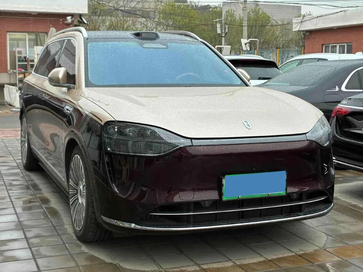 2025 AITO AITO M9 REEV 160HP REEV 52KWH,autocango,china used car exporter,china ev exporter,chinese used car exporter,chinese used ev exporter