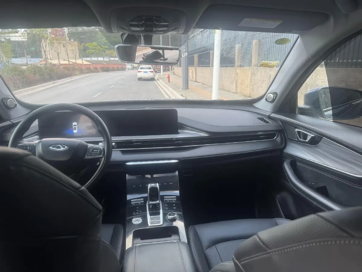 2021 Chery Tiggo 8 Plus 1.6T 197HP L4 7DCT,autocango,china used car exporter,china ev exporter,chinese used car exporter,chinese used ev exporter