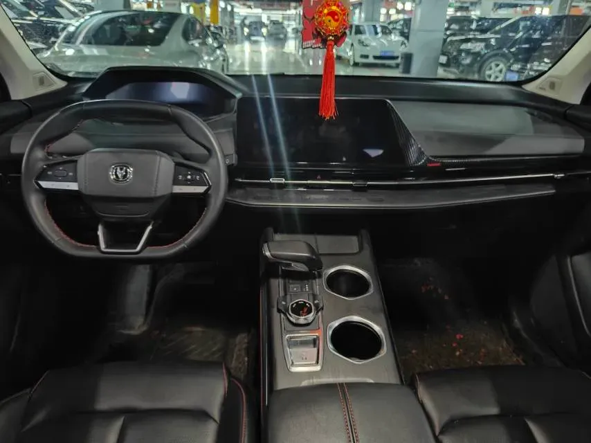 2022 ChangAn Oshan X7 Plus 1.5T 188HP L4 7DCT,autocango,china used car exporter,china ev exporter,chinese used car exporter,chinese used ev exporter