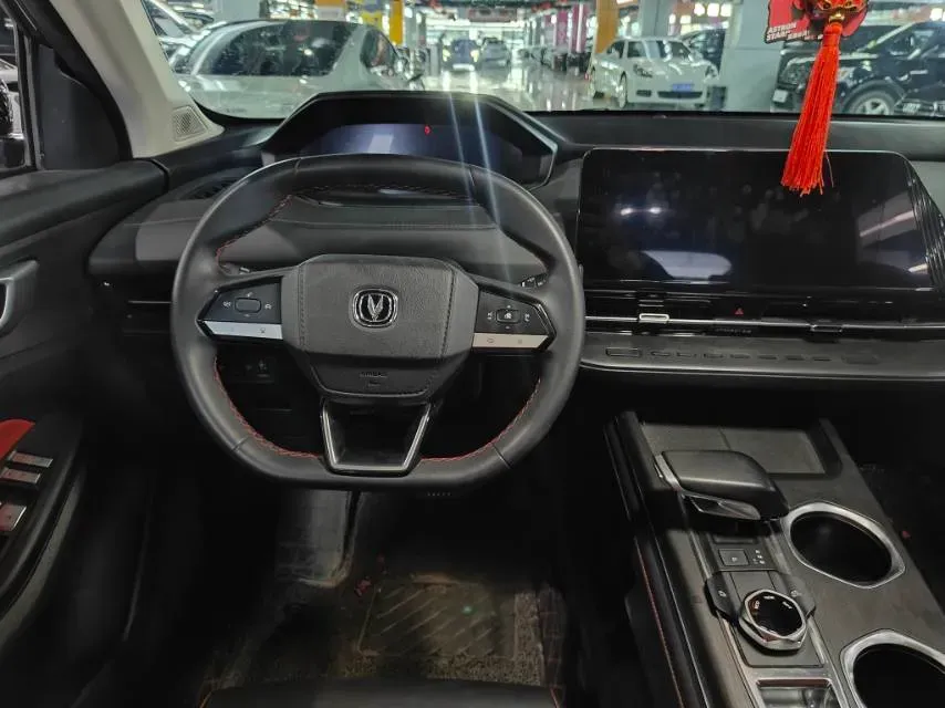 2022 ChangAn Oshan X7 Plus 1.5T 188HP L4 7DCT,autocango,china used car exporter,china ev exporter,chinese used car exporter,chinese used ev exporter