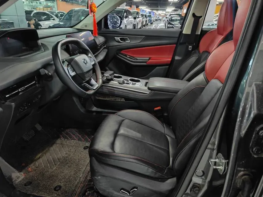 2022 ChangAn Oshan X7 Plus 1.5T 188HP L4 7DCT,autocango,china used car exporter,china ev exporter,chinese used car exporter,chinese used ev exporter