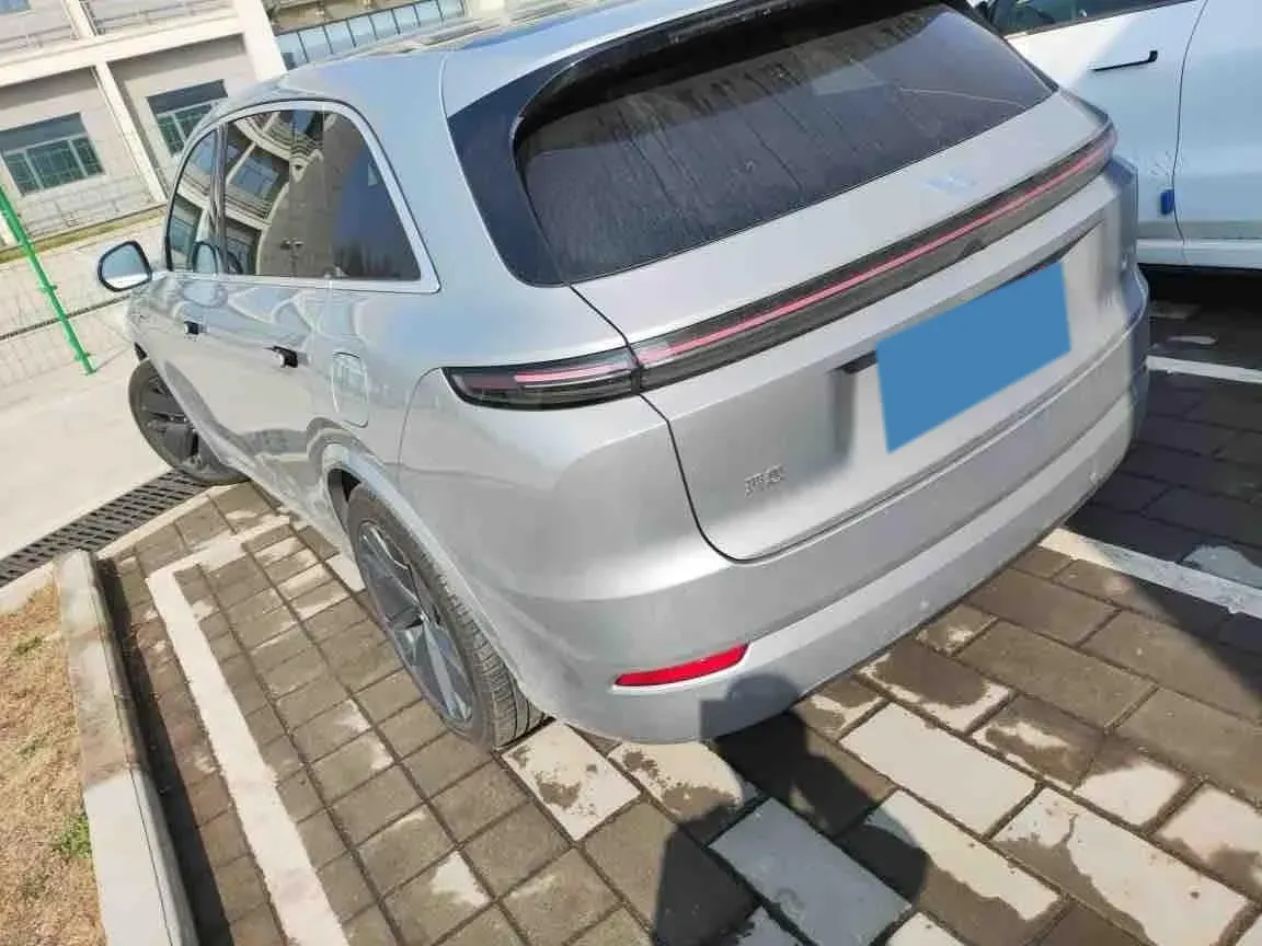 2025 Li L7 Range Extended 154HP REEV,autocango,china used car exporter,china ev exporter,chinese used car exporter,chinese used ev exporter
