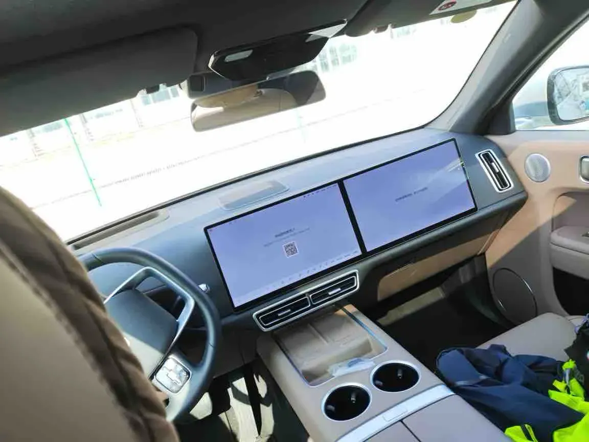 2025 Li L7 Range Extended 154HP REEV,autocango,china used car exporter,china ev exporter,chinese used car exporter,chinese used ev exporter