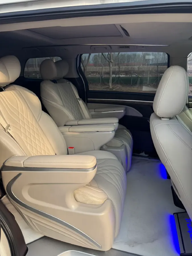 2021 GAC Trumpchi M8 2.0T 252HP L4 8AT,autocango,china used car exporter,china ev exporter,chinese used car exporter,chinese used ev exporter