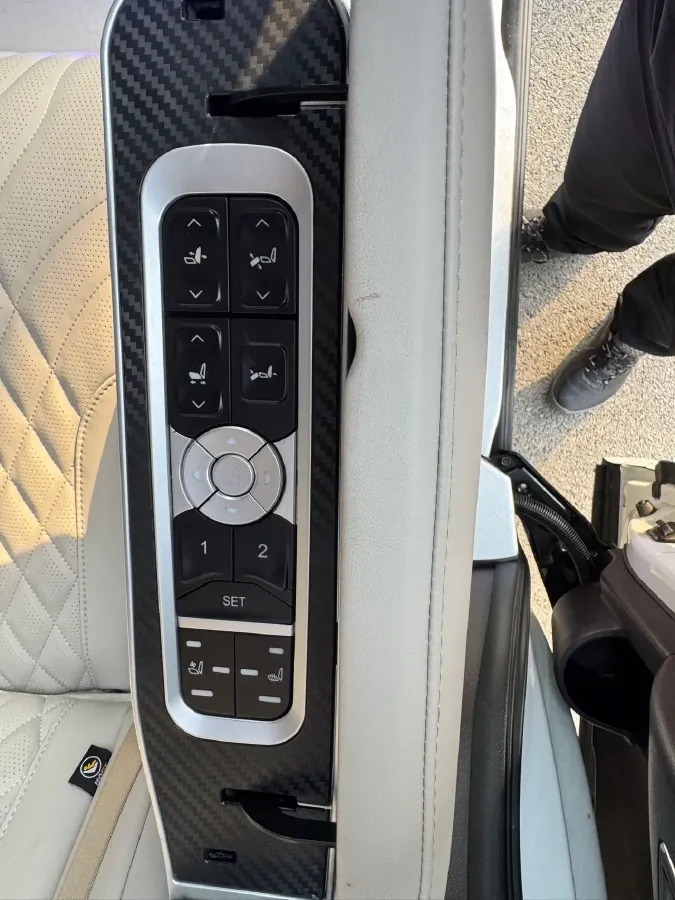 2021 GAC Trumpchi M8 2.0T 252HP L4 8AT,autocango,china used car exporter,china ev exporter,chinese used car exporter,chinese used ev exporter