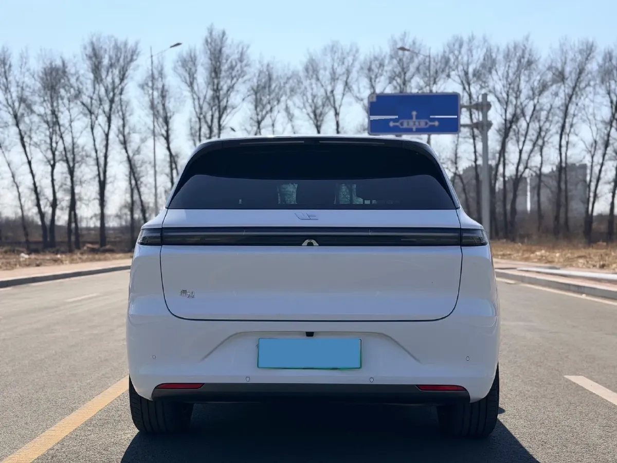 2024 Li L6 Range Extended 154HP L4 REEV 36.8KWH,autocango,china used car exporter,china ev exporter,chinese used car exporter,chinese used ev exporter