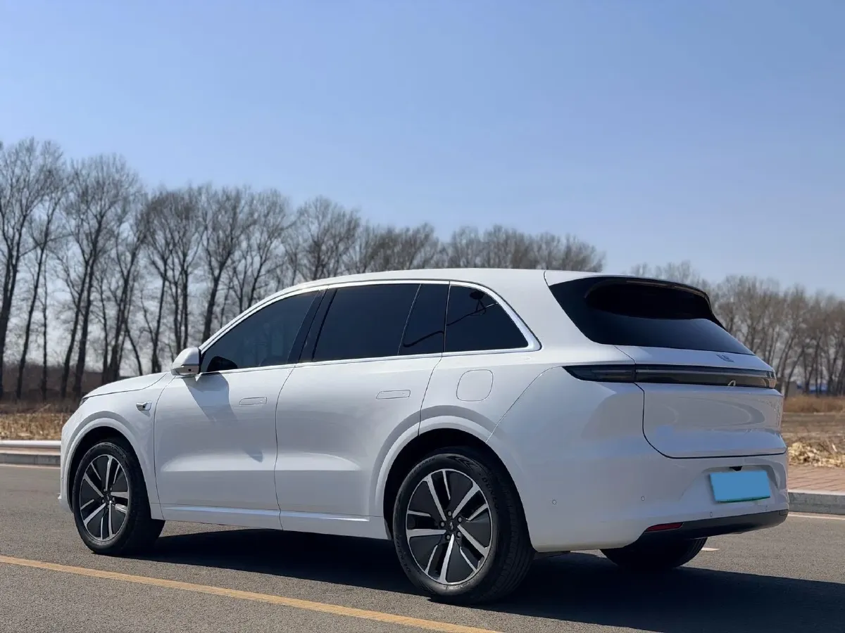 2024 Li L6 Range Extended 154HP L4 REEV 36.8KWH,autocango,china used car exporter,china ev exporter,chinese used car exporter,chinese used ev exporter