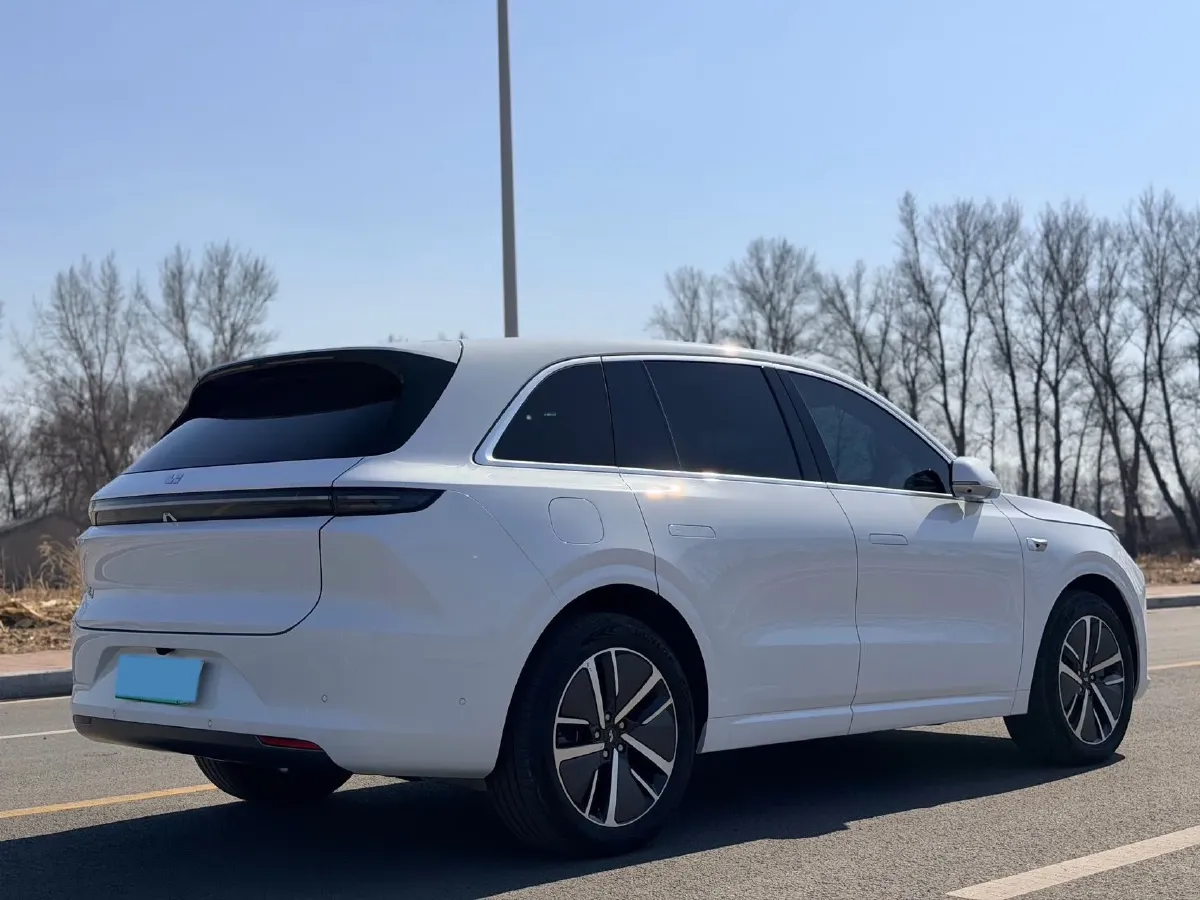 2024 Li L6 Range Extended 154HP L4 REEV 36.8KWH,autocango,china used car exporter,china ev exporter,chinese used car exporter,chinese used ev exporter