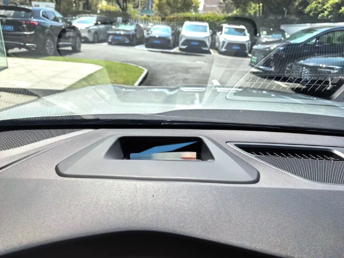 2023 Cadillac GT4 1.5T 211HP L4 9AT,autocango,china used car exporter,china ev exporter,chinese used car exporter,chinese used ev exporter