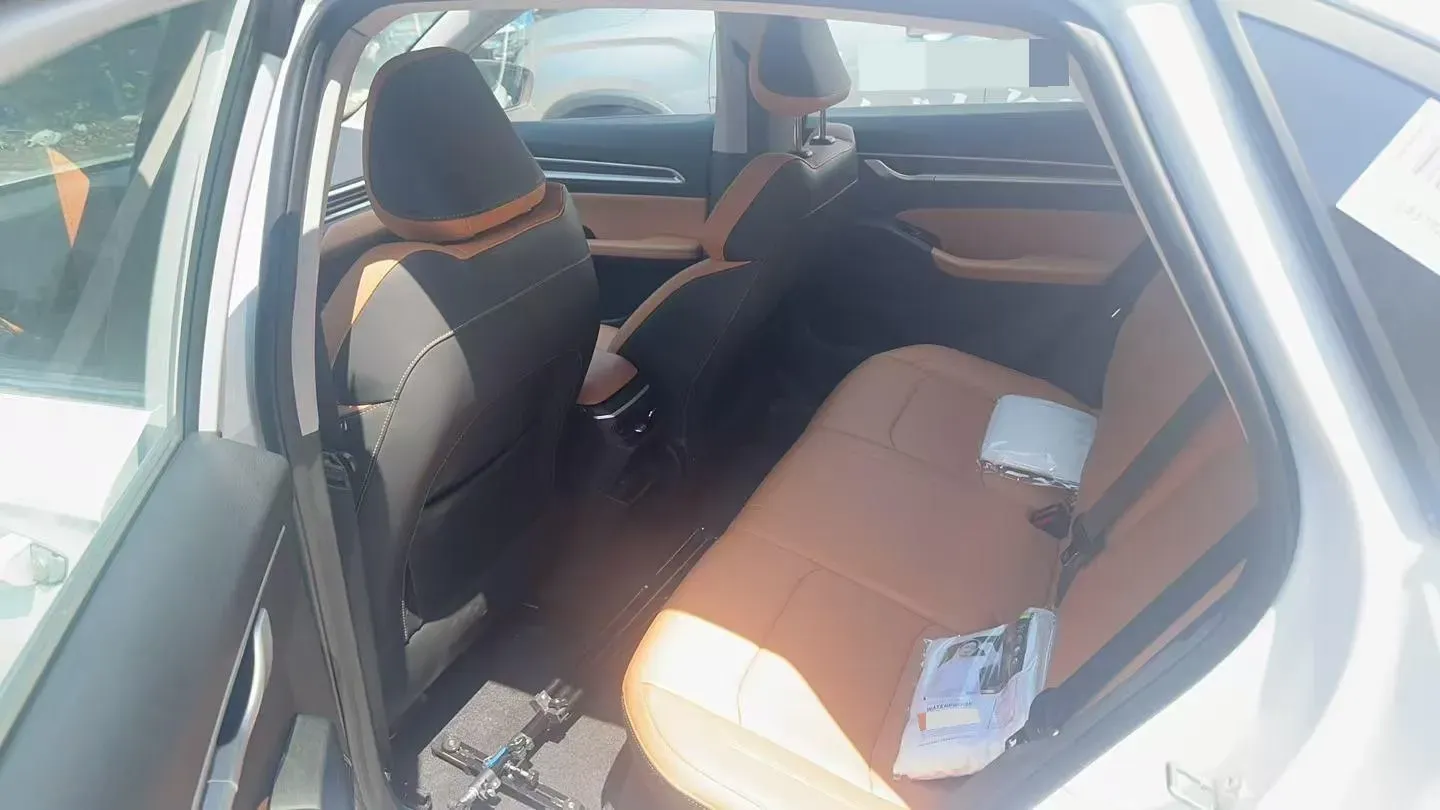 2023 Geely Emgrand 1.5L 127HP L4 CVT,autocango,china used car exporter,china ev exporter,chinese used car exporter,chinese used ev exporter