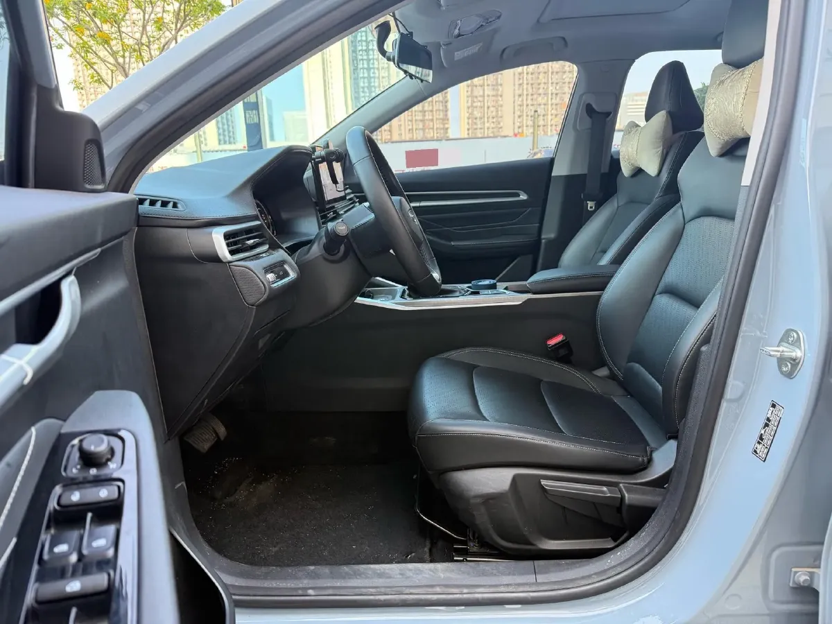 2023 Geely Emgrand 1.5L 127HP L4 CVT,autocango,china used car exporter,china ev exporter,chinese used car exporter,chinese used ev exporter