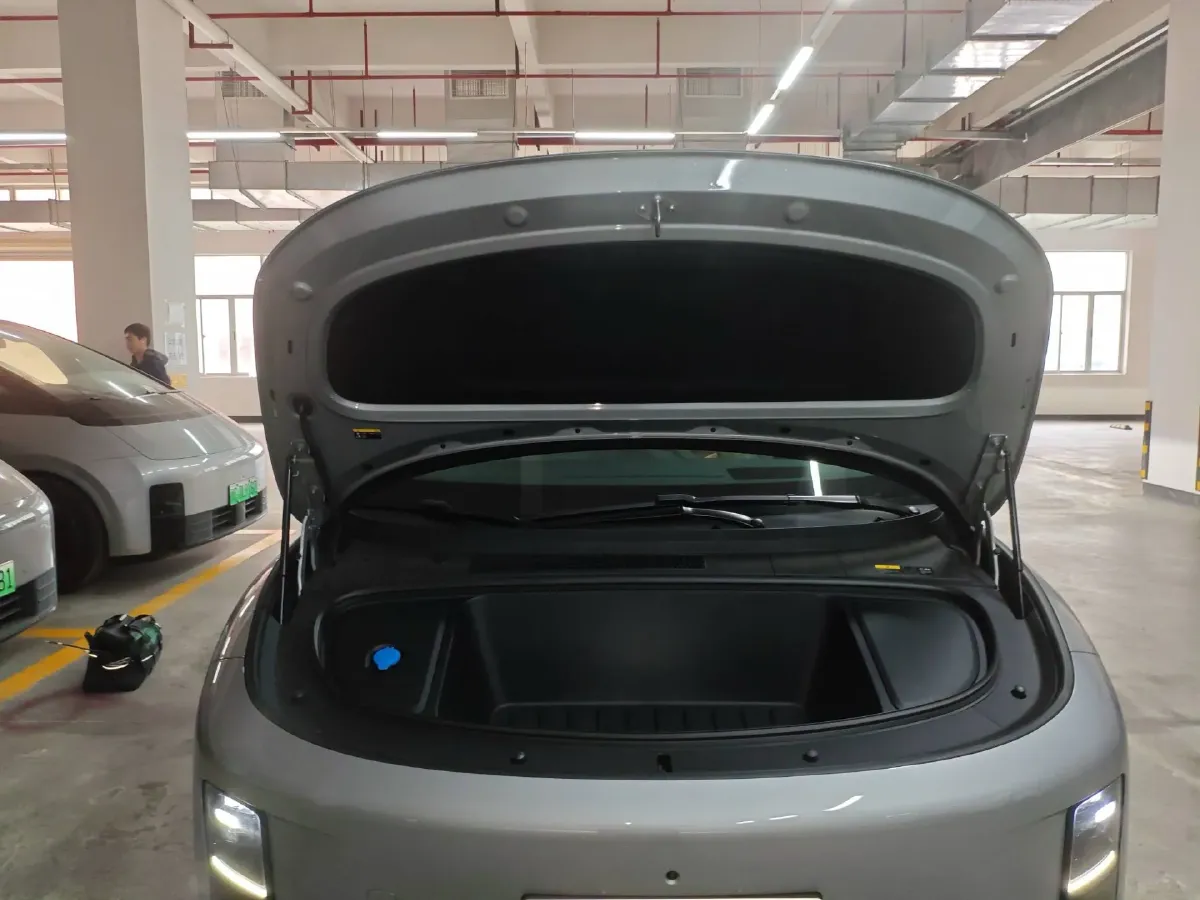 2025 Li i6 BEV,autocango,china used car exporter,china ev exporter,chinese used car exporter,chinese used ev exporter