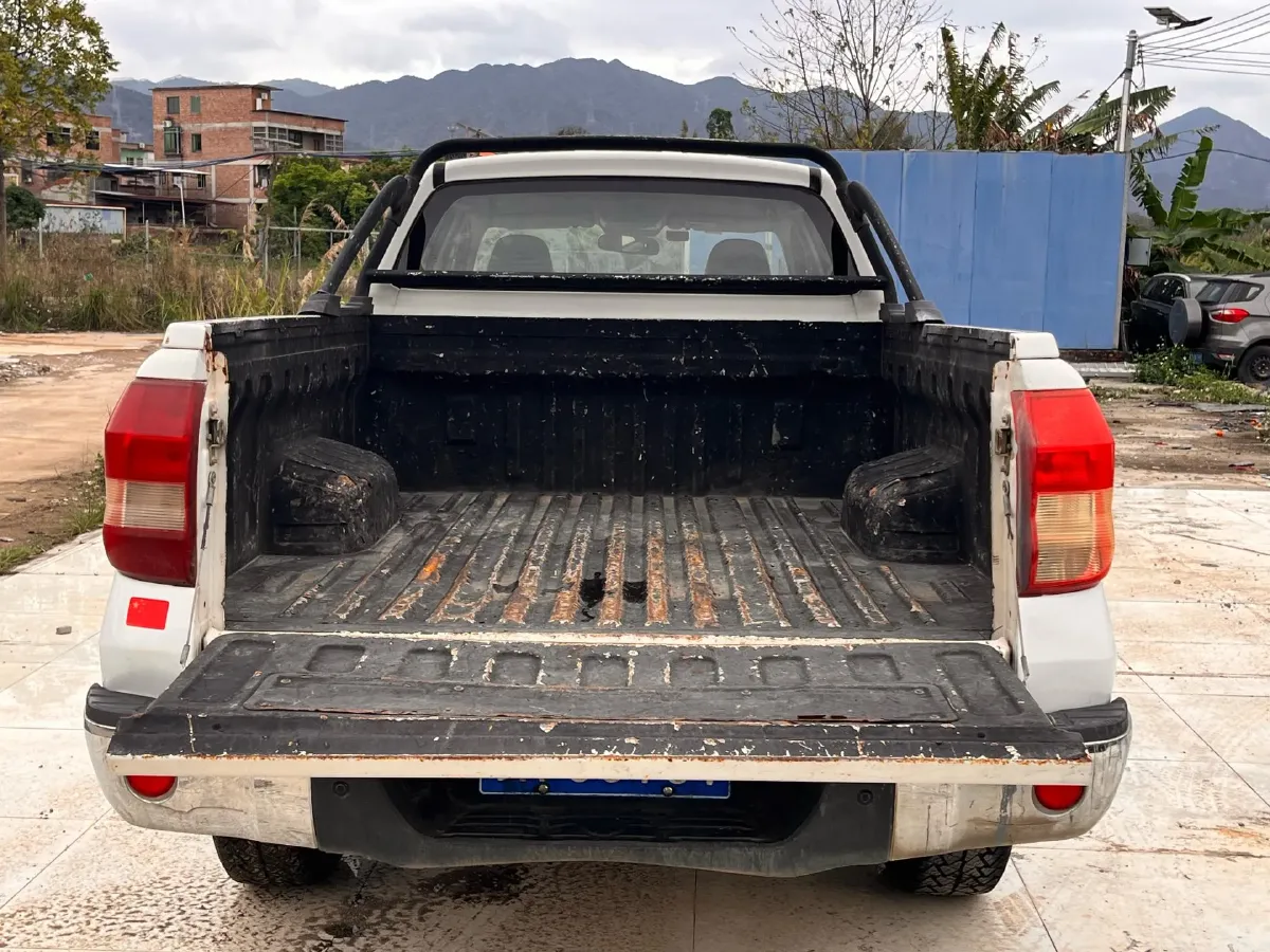 2017 Foday Lion F22 1.9T 150HP L4 6MT,autocango,china used car exporter,china ev exporter,chinese used car exporter,chinese used ev exporter