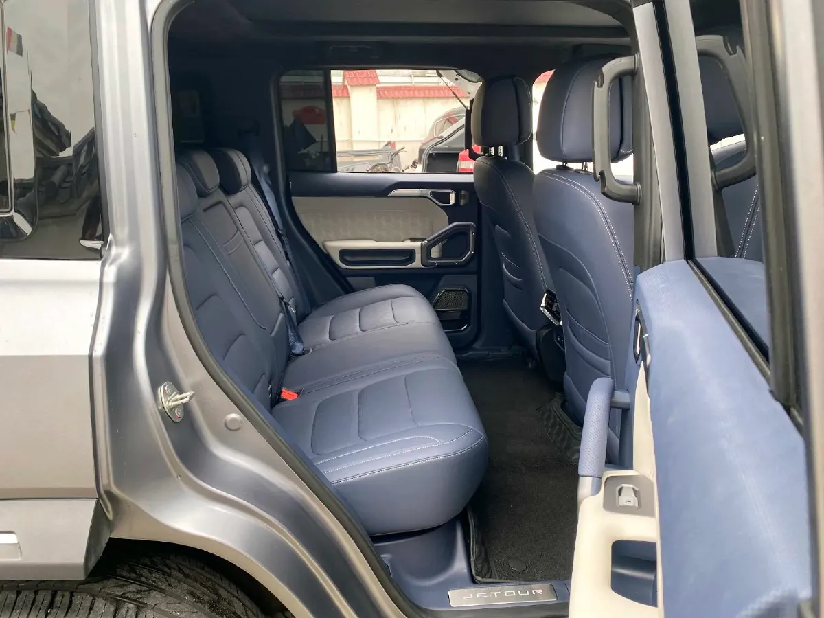 2024 Jetour ShanHai TravellerC-DM 1.5T 156HP L4 3DHT PHEV 43.24KWH,autocango,china used car exporter,china ev exporter,chinese used car exporter,chinese used ev exporter