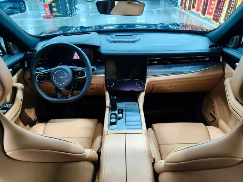 2024 LYNK&CO 09 2.0T 254HP L4 8AT,autocango,china used car exporter,china ev exporter,chinese used car exporter,chinese used ev exporter