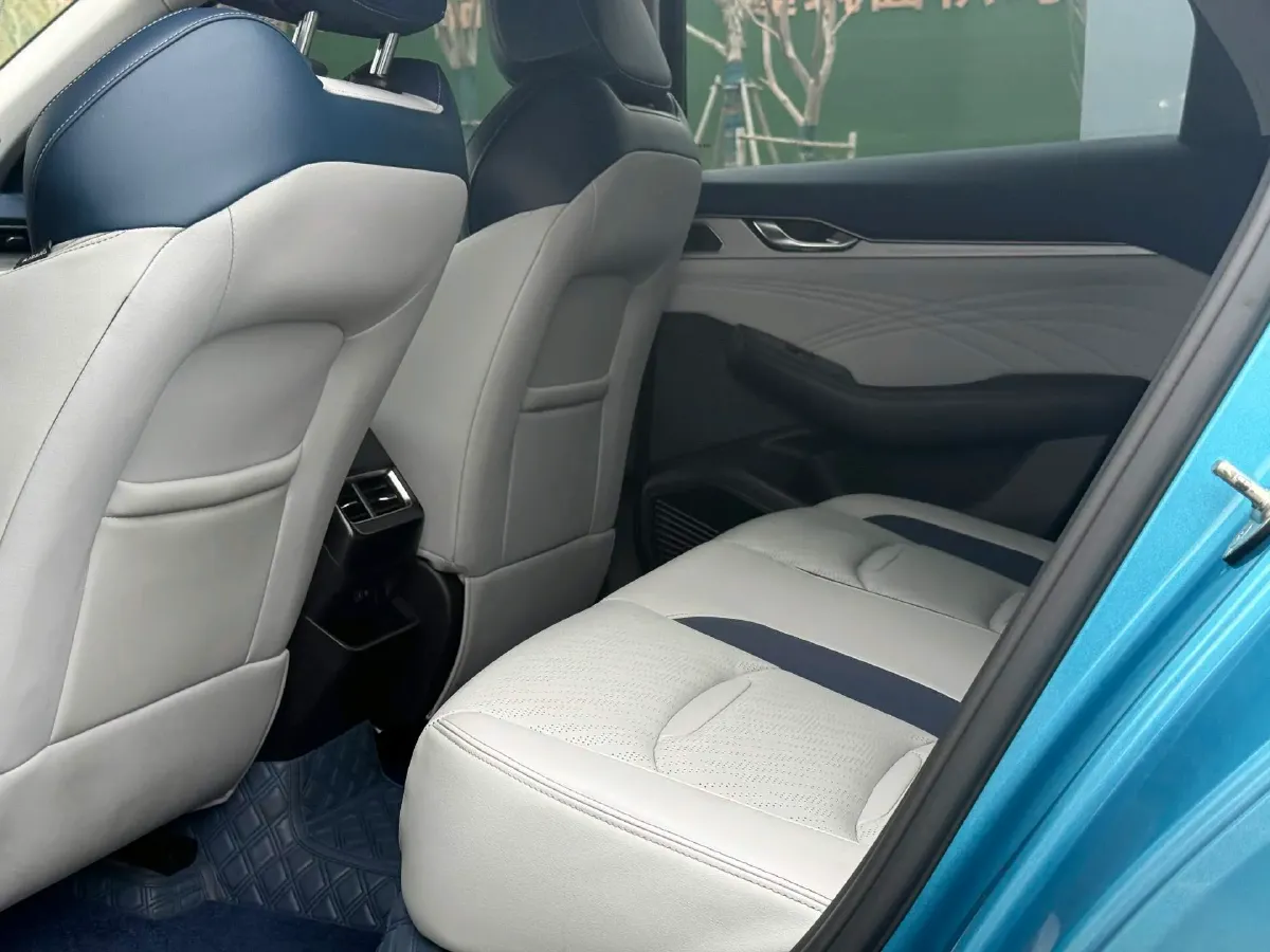 2021 Geely Preface 2.0T 190HP L4 7DCT,autocango,china used car exporter,china ev exporter,chinese used car exporter,chinese used ev exporter