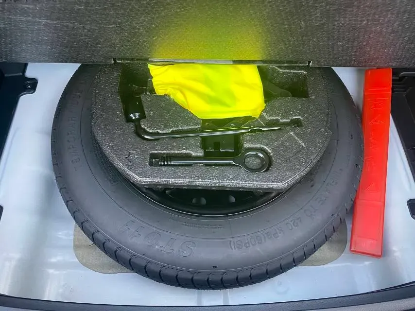 2023 Kia Seltos 1.5L 115HP L4 CVT,autocango,china used car exporter,china ev exporter,chinese used car exporter,chinese used ev exporter