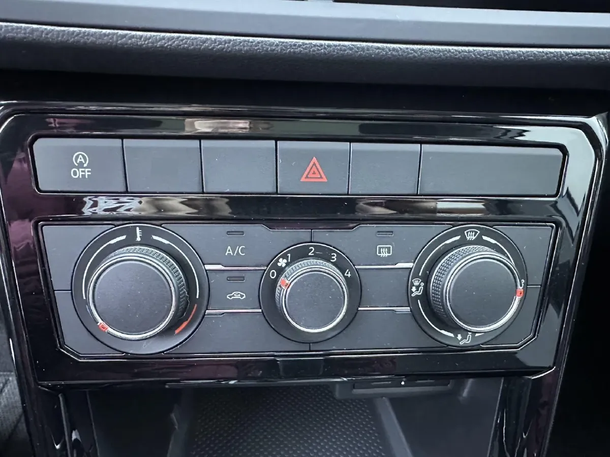 2021 Volkswagen Tacqua 1.5L 113HP L4 6AT,autocango,china used car exporter,china ev exporter,chinese used car exporter,chinese used ev exporter