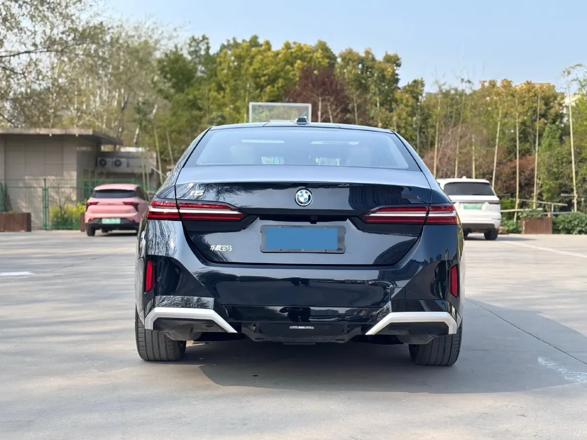 2025 BMW i5 BEV 96.96KWH,autocango,china used car exporter,china ev exporter,chinese used car exporter,chinese used ev exporter