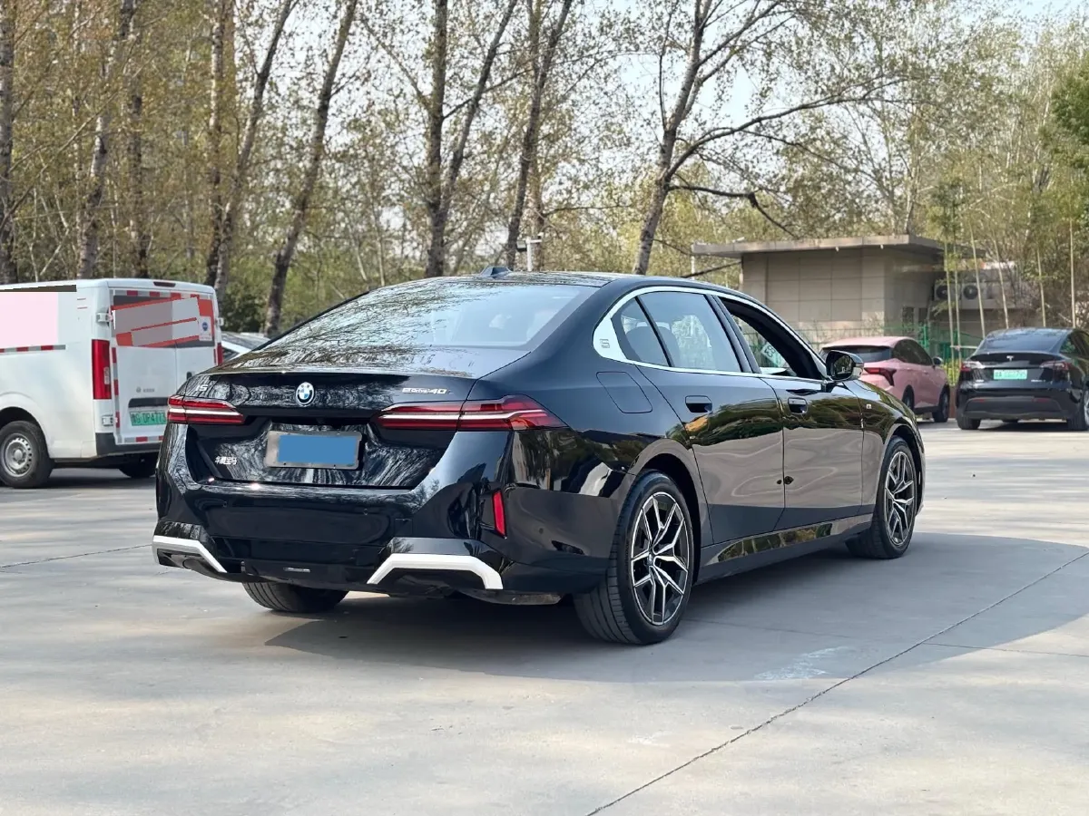 2025 BMW i5 BEV 96.96KWH,autocango,china used car exporter,china ev exporter,chinese used car exporter,chinese used ev exporter