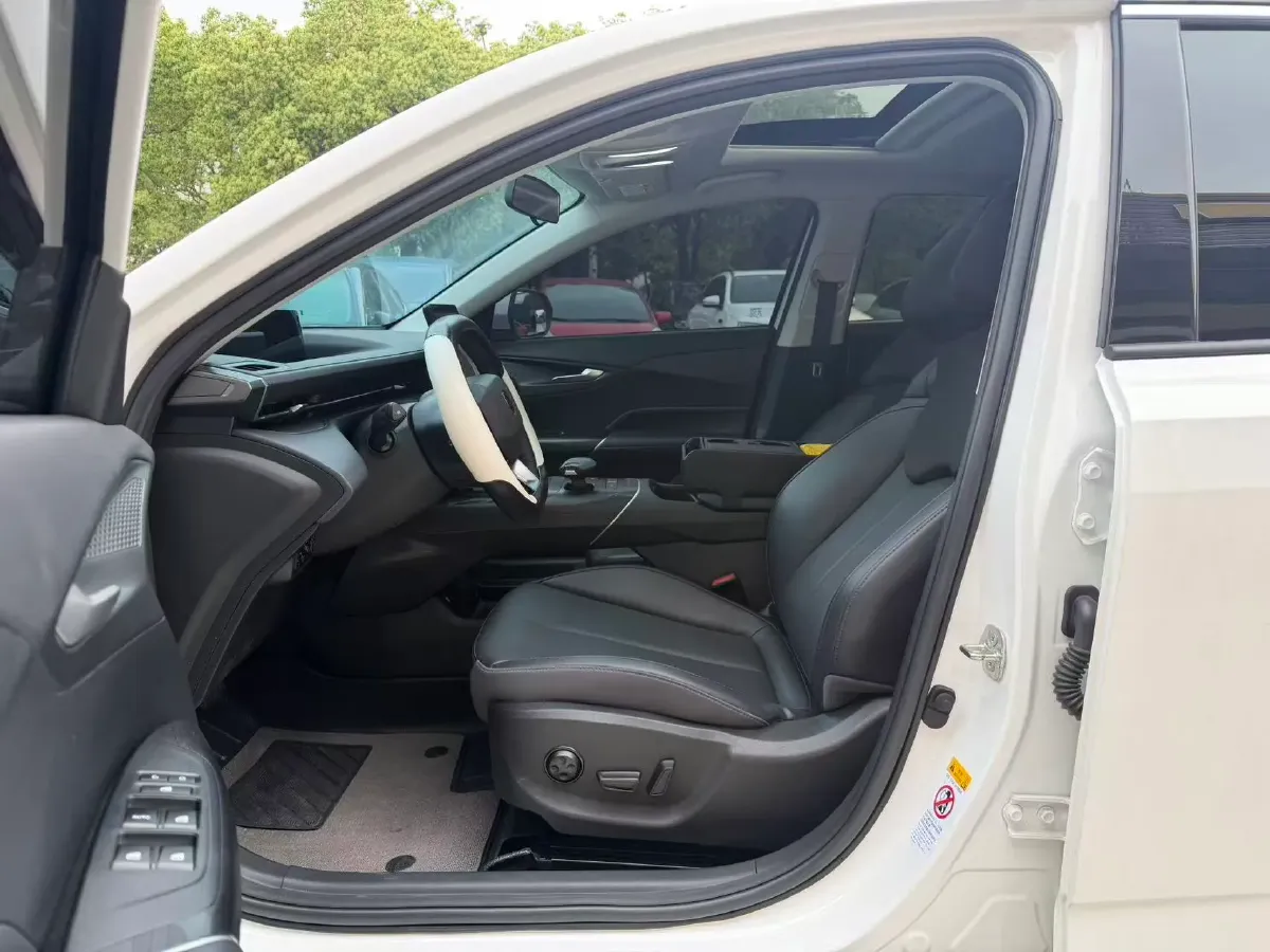 2024 ChangAn Eado 1.5T 170HP L4 7DCT,autocango,china used car exporter,china ev exporter,chinese used car exporter,chinese used ev exporter