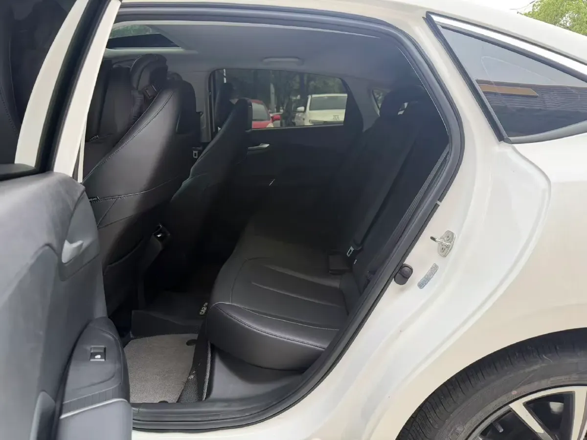 2024 ChangAn Eado 1.5T 170HP L4 7DCT,autocango,china used car exporter,china ev exporter,chinese used car exporter,chinese used ev exporter