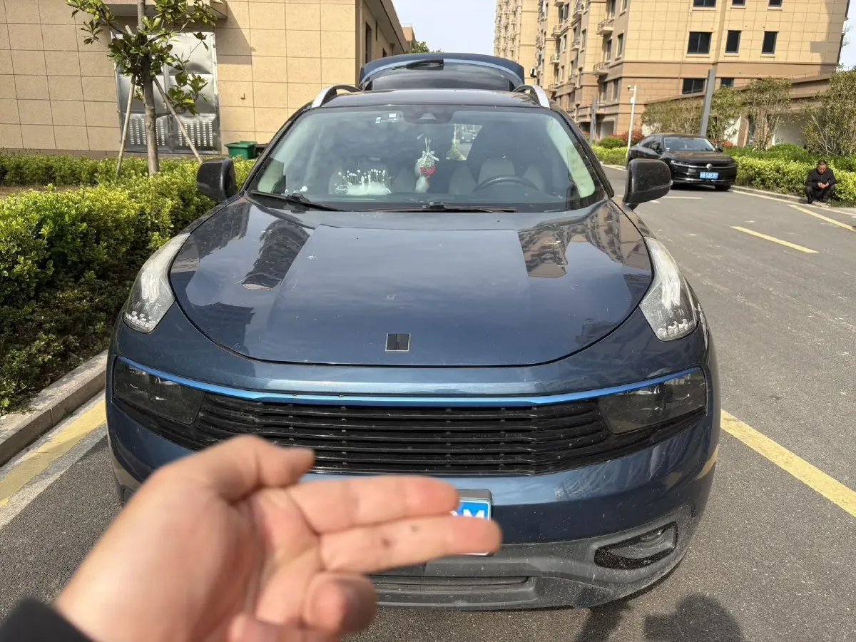 2017 Zotye SR9 2.0T 190HP L4 6DCT,autocango,china used car exporter,china ev exporter,chinese used car exporter,chinese used ev exporter