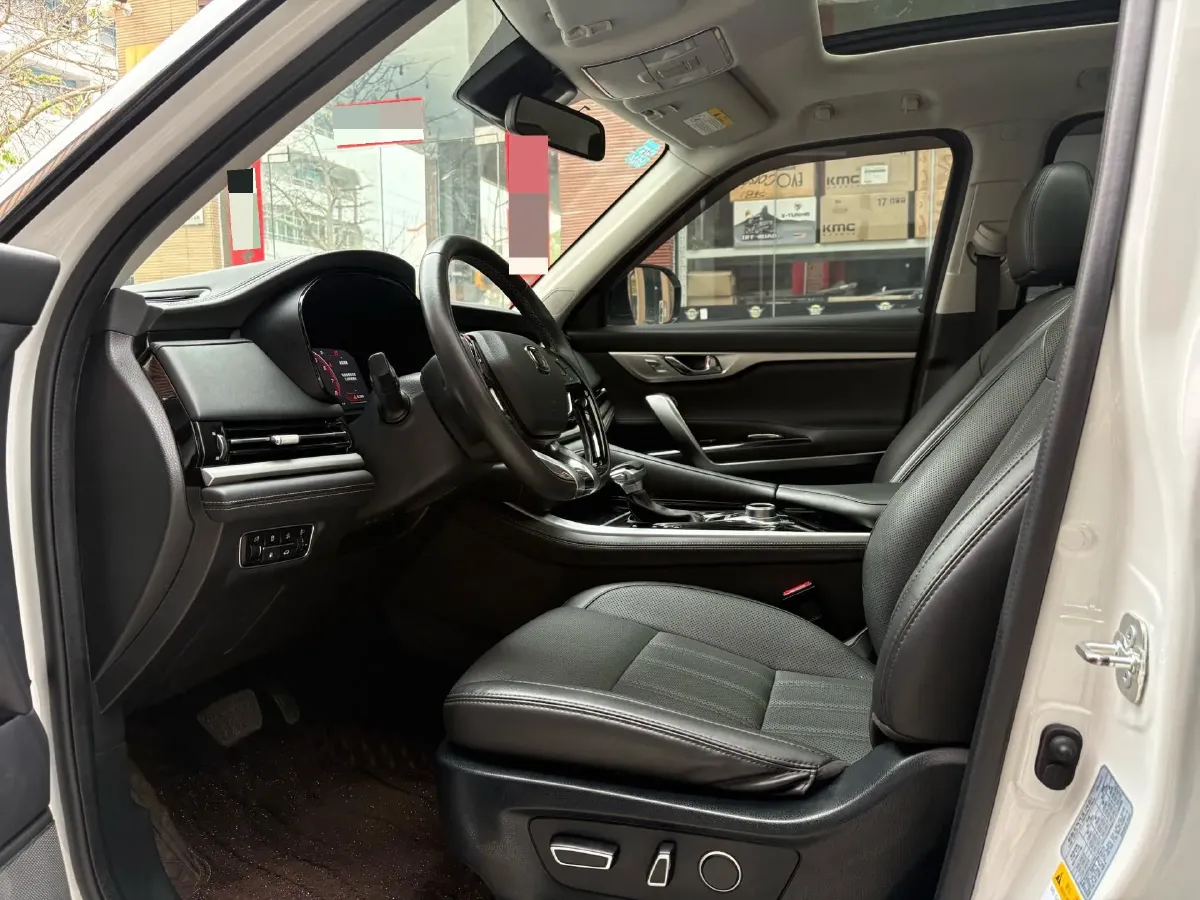 2021 ChangAn CS95 2.0T 233HP L4 6AT,autocango,china used car exporter,china ev exporter,chinese used car exporter,chinese used ev exporter