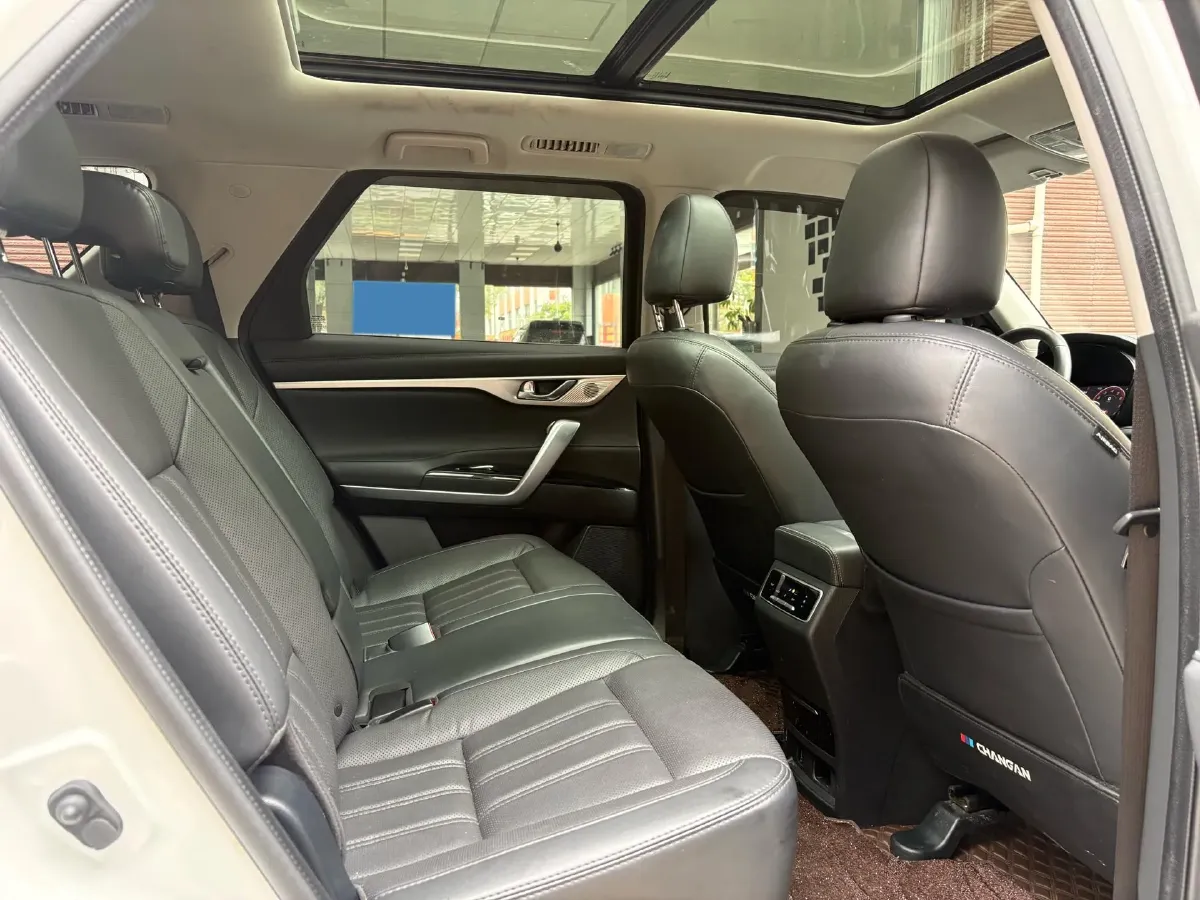 2021 ChangAn CS95 2.0T 233HP L4 6AT,autocango,china used car exporter,china ev exporter,chinese used car exporter,chinese used ev exporter