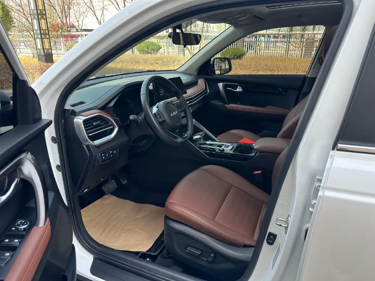 2021 Kia Sportage R 2.0L 161HP L4 6AT,autocango,china used car exporter,china ev exporter,chinese used car exporter,chinese used ev exporter