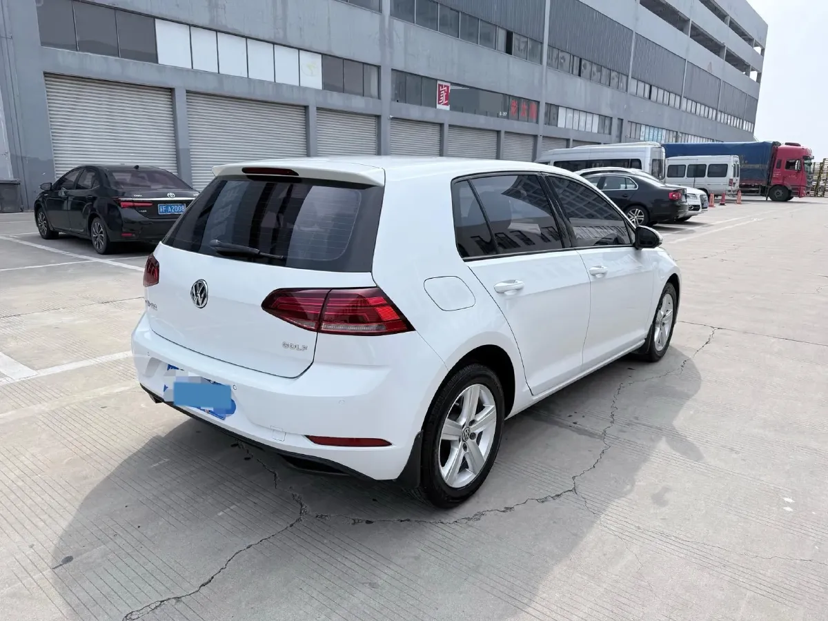 2018 Volkswagen Golf 1.6L 110HP L4 6AT,autocango,china used car exporter,china ev exporter,chinese used car exporter,chinese used ev exporter