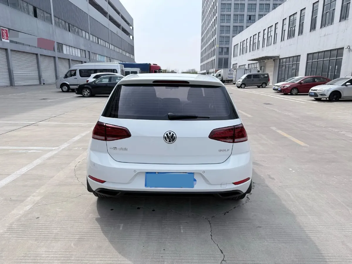 2018 Volkswagen Golf 1.6L 110HP L4 6AT,autocango,china used car exporter,china ev exporter,chinese used car exporter,chinese used ev exporter