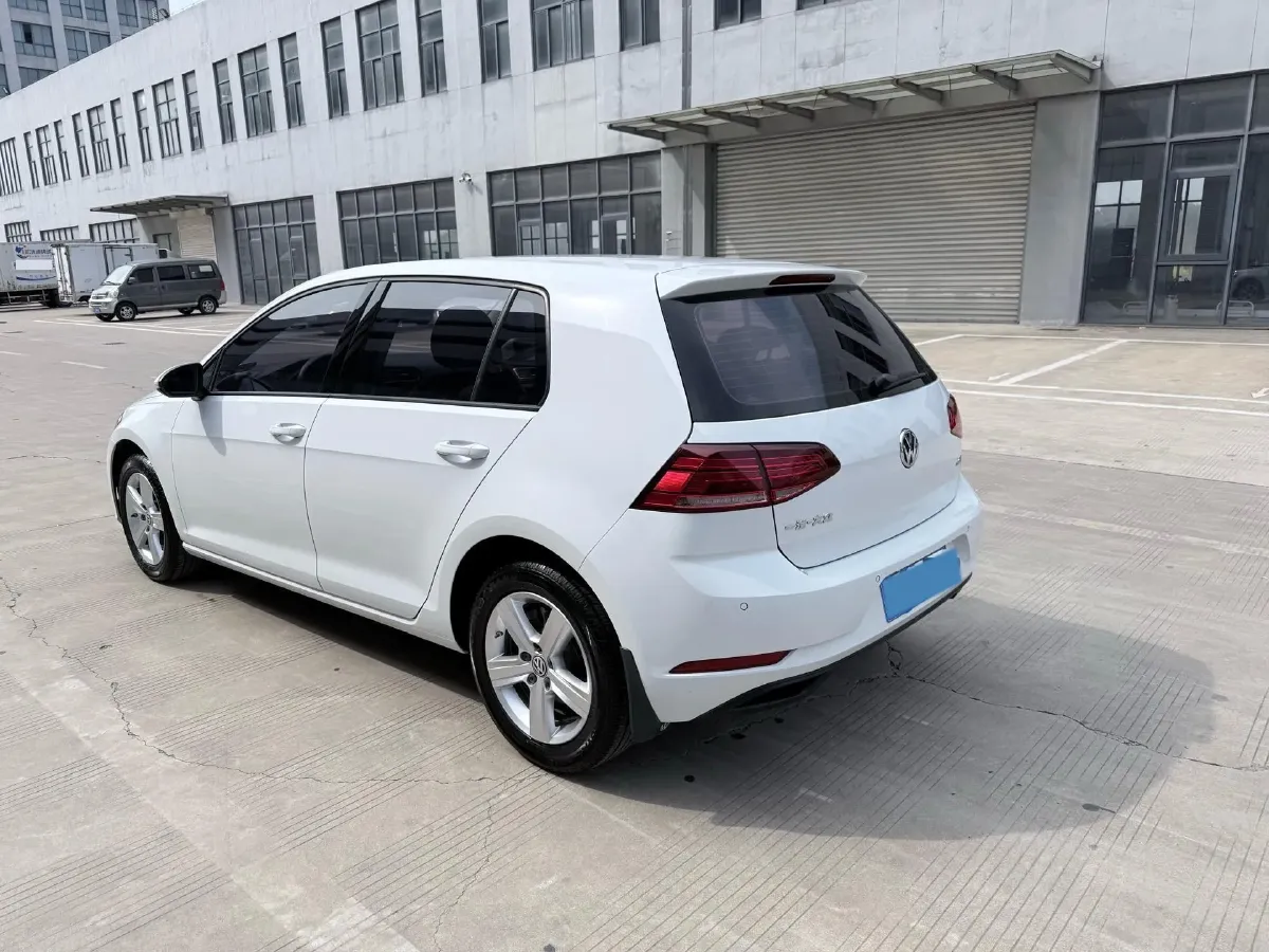 2018 Volkswagen Golf 1.6L 110HP L4 6AT,autocango,china used car exporter,china ev exporter,chinese used car exporter,chinese used ev exporter
