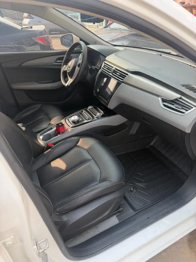 2018 Roewe Ei5 BEV 35KWH,autocango,china used car exporter,china ev exporter,chinese used car exporter,chinese used ev exporter