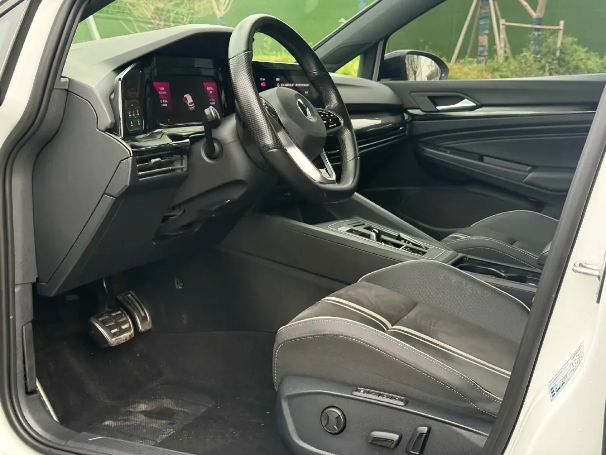 2021 Volkswagen Golf 1.4T 150HP L4 7DCT,autocango,china used car exporter,china ev exporter,chinese used car exporter,chinese used ev exporter