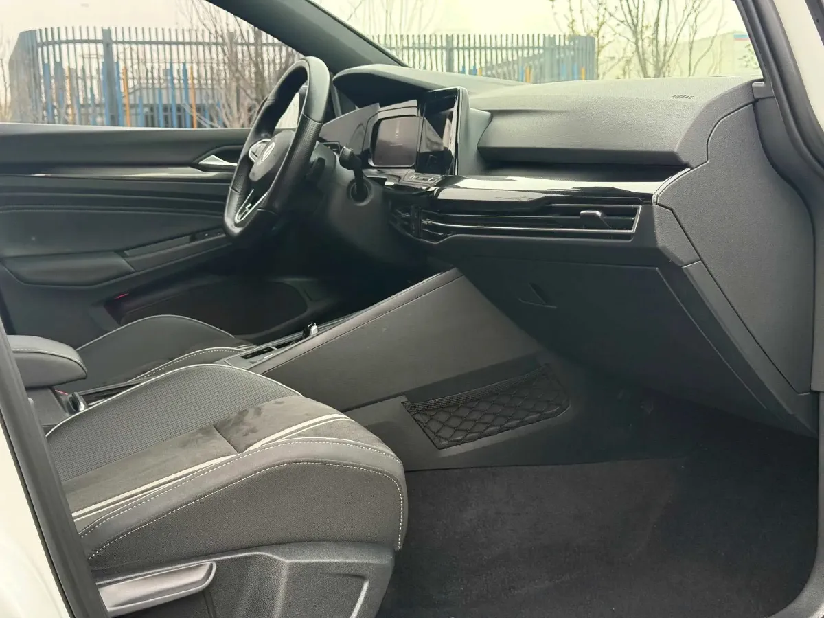 2021 Volkswagen Golf 1.4T 150HP L4 7DCT,autocango,china used car exporter,china ev exporter,chinese used car exporter,chinese used ev exporter