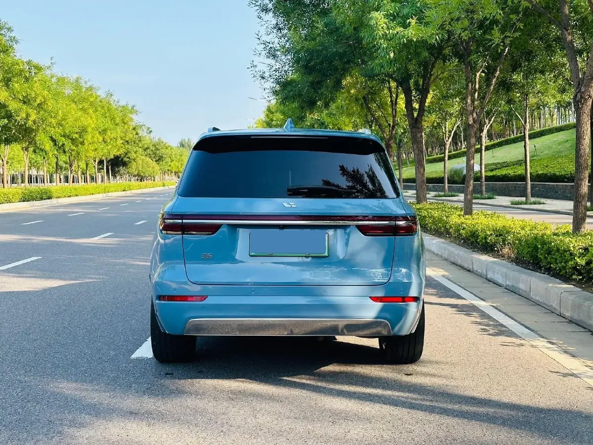 2021 Li ONE Range Extended 131HP REEV 40.5KWH,autocango,china used car exporter,china ev exporter,chinese used car exporter,chinese used ev exporter