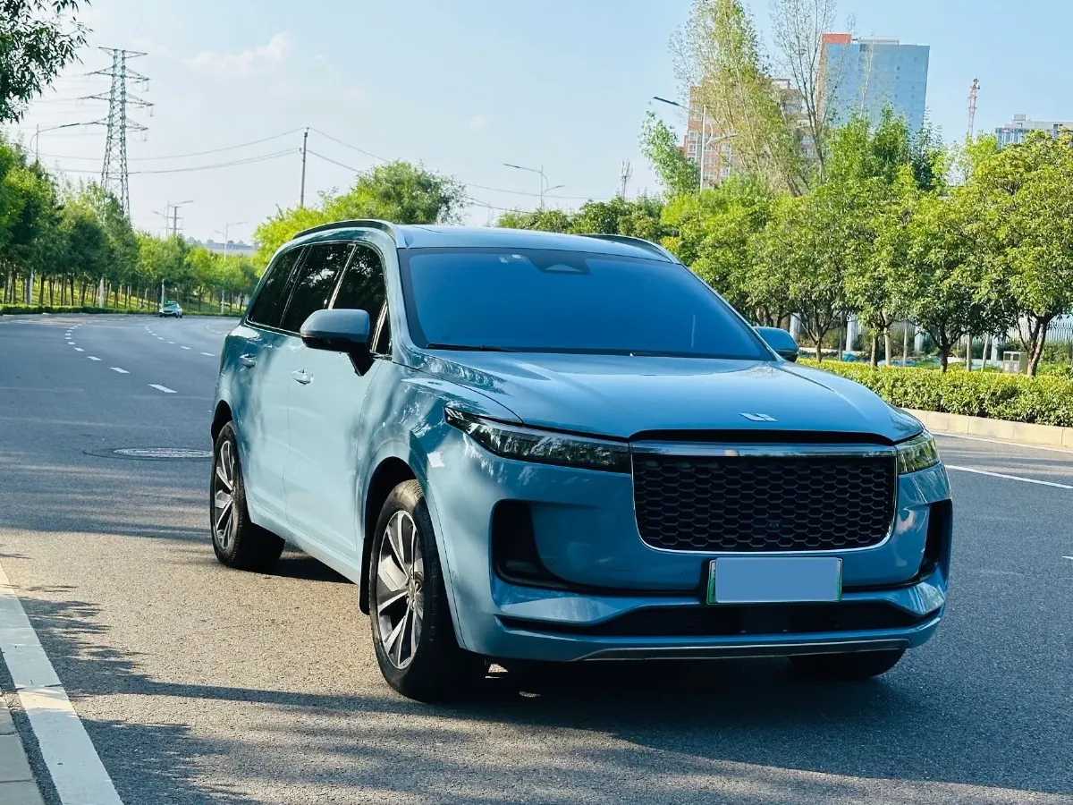 2021 Li ONE Range Extended 131HP REEV 40.5KWH,autocango,china used car exporter,china ev exporter,chinese used car exporter,chinese used ev exporter