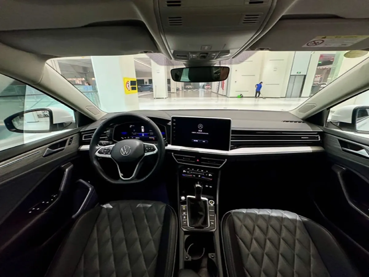 2023 Volkswagen Sagitar 1.2T 116HP L4 7DCT,autocango,china used car exporter,china ev exporter,chinese used car exporter,chinese used ev exporter