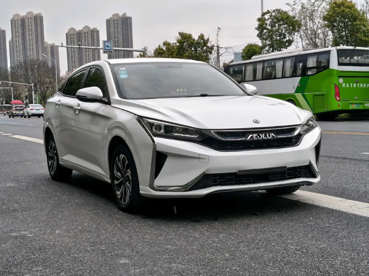 2021 DongFeng Aeolus YiXuan 1.5T 150HP L4 6DCT,autocango,china used car exporter,china ev exporter,chinese used car exporter,chinese used ev exporter