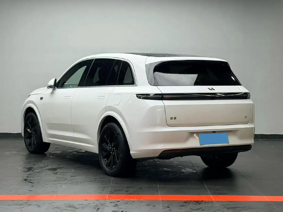 2023 Li L7 Range Extended 154HP REEV 40.9KWH,autocango,china used car exporter,china ev exporter,chinese used car exporter,chinese used ev exporter