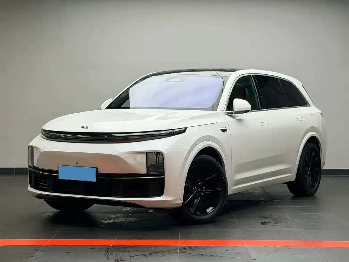 2023 Li L7 Range Extended 154HP REEV 40.9KWH,autocango,china used car exporter,china ev exporter,chinese used car exporter,chinese used ev exporter