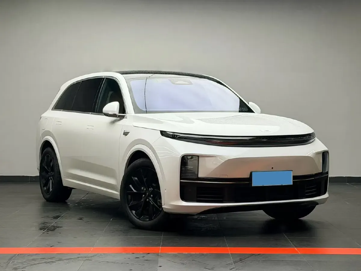 2023 Li L7 Range Extended 154HP REEV 40.9KWH,autocango,china used car exporter,china ev exporter,chinese used car exporter,chinese used ev exporter